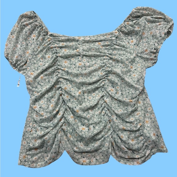 Floral Puff Sleeve Top - Picture 1 of 4